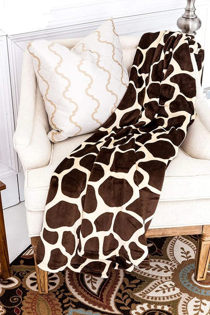 Giraffe Super Soft Cozy Throw Blanket